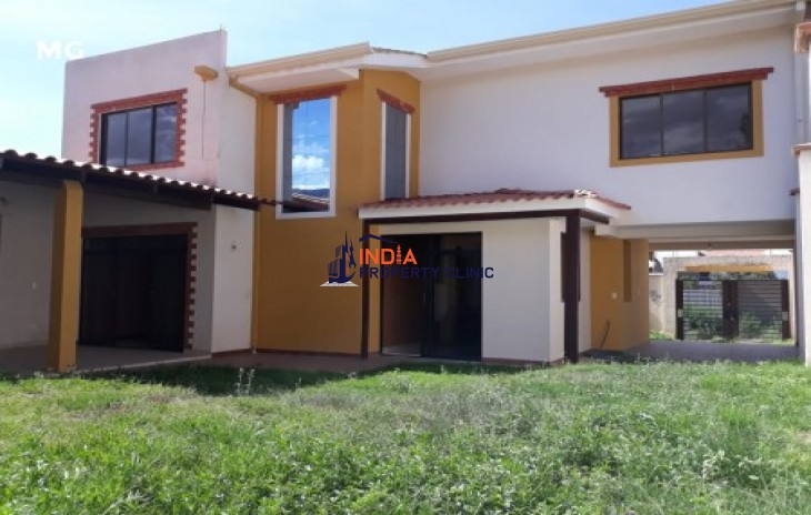 Residential House For Sale in Nearby Sacaba