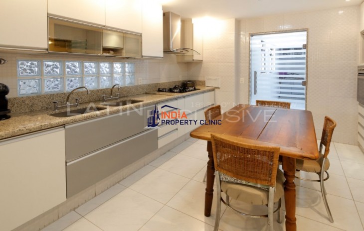 Penthouse For Sale in Copacabana