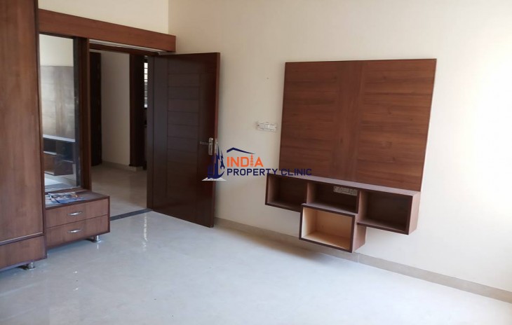 4 Bedrooms Double Story Kothi for Sale