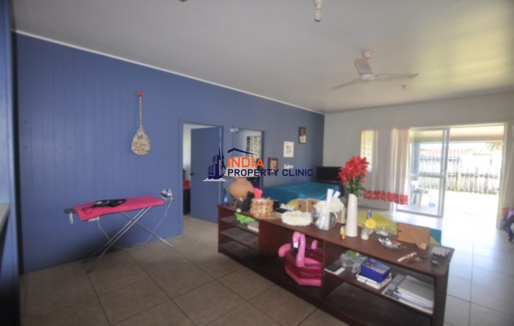 Residential House For Sale in Tupapa