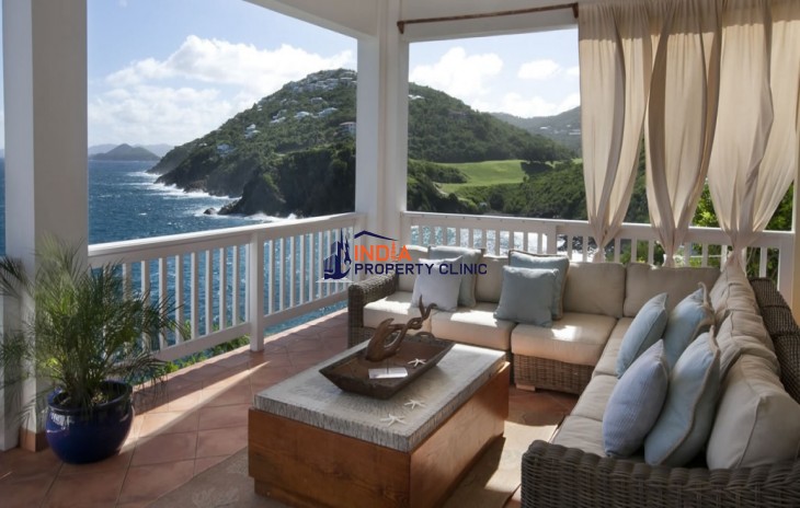 8 Bedroom for Sale in St Thomas