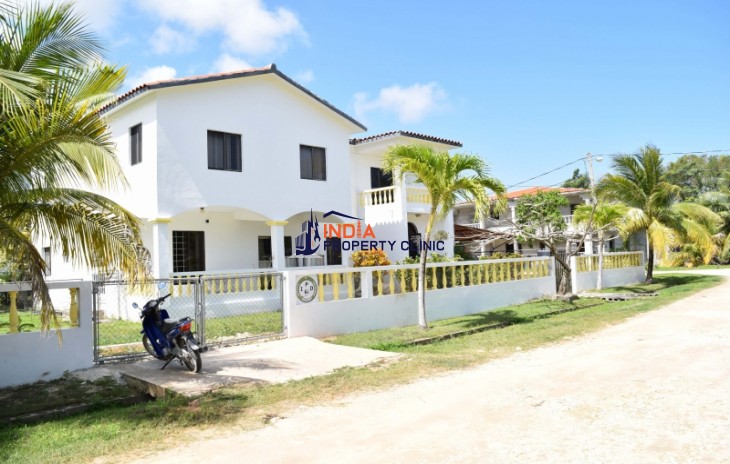 4 Bed Home For Sale in Belize