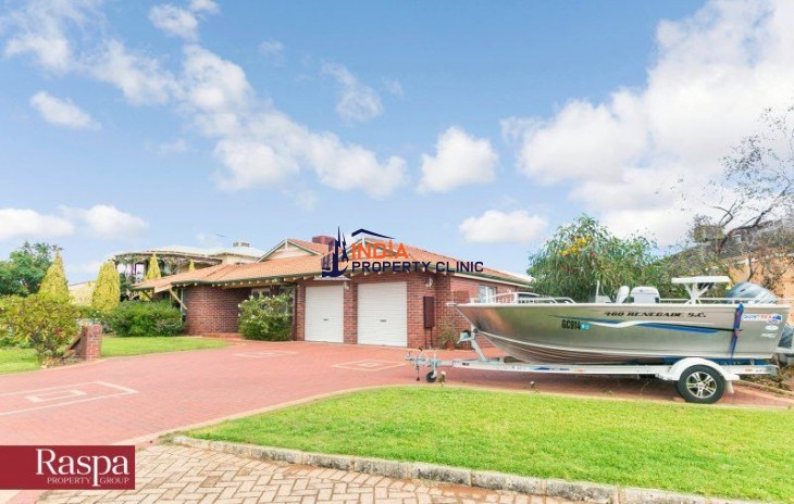 Family Home For Sale in Coogee WA